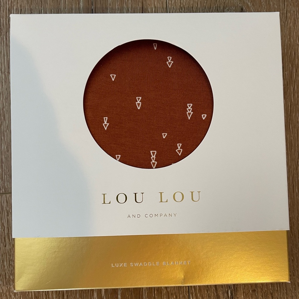 Lou Lou swaddle blanket